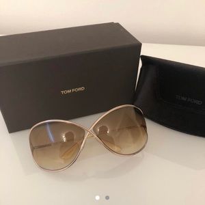 Tom Ford Crossover sunglasses!